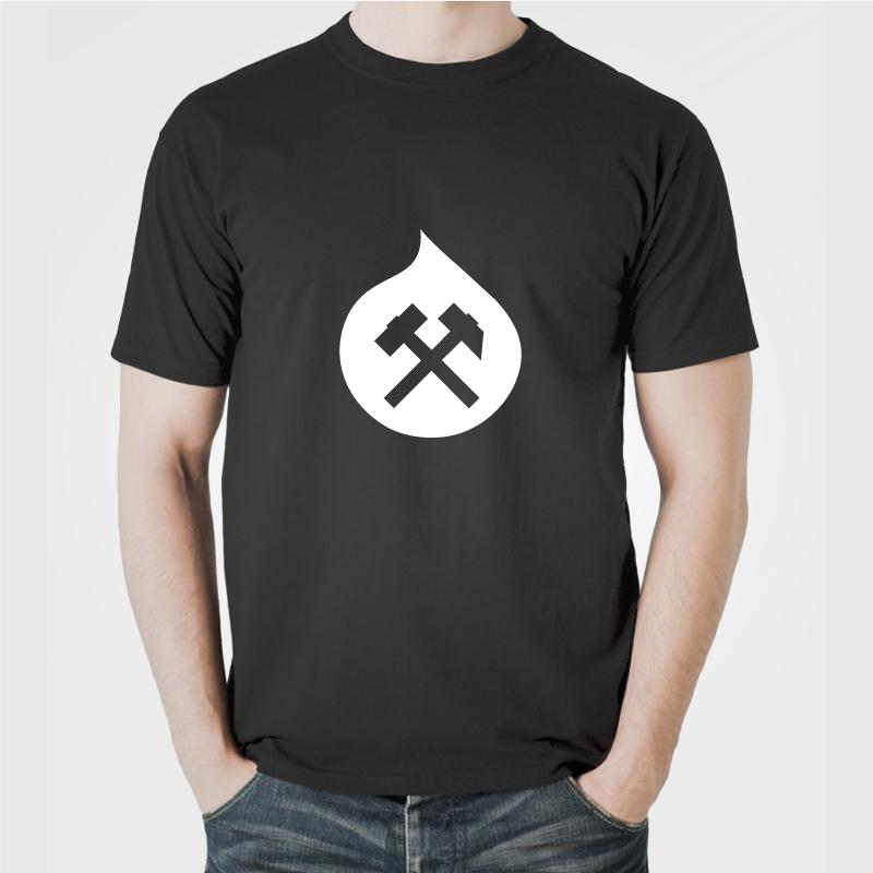 The DUG Ruhr logo of 2018, set on a black T-shirt