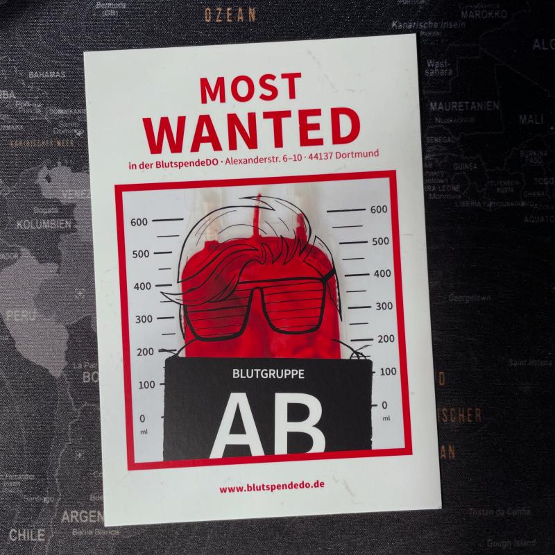 Postkarte: Most wanted. Blutgruppe AB. www.blutspendedo.de